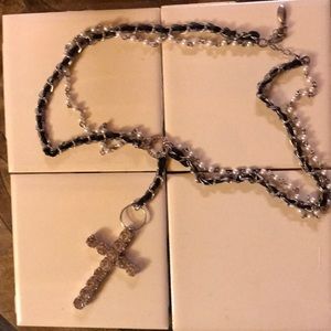 Rhinestone cross necklace silver